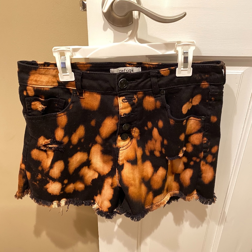 Refuge Black Jean Short - Bleach Tie Dye Size 8